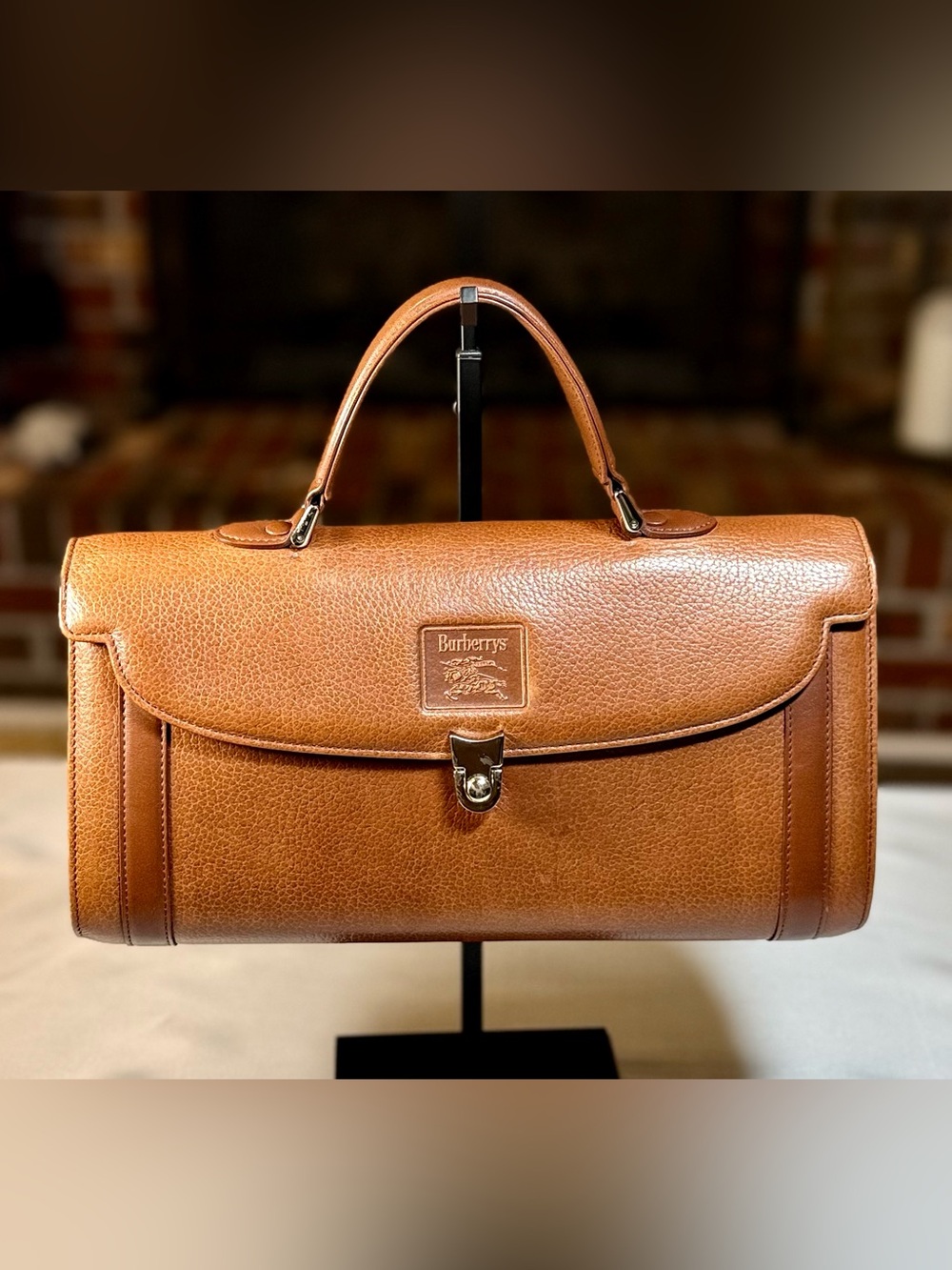 Burberrys of  London Equestrian  Knight Leather  Flap  Satchel Handbag – Vintage